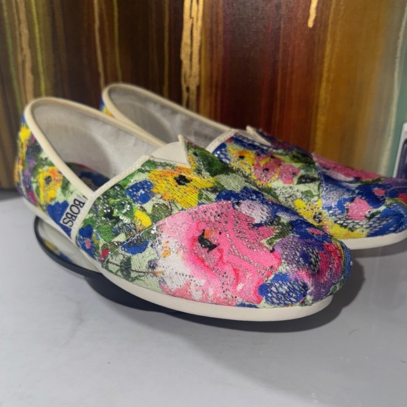 “SOLD” Bobs by Skechers Women's Multicolor Floral Loafers - Size 8.5 - Picture 2 of 8
